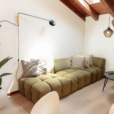 Camelia At The - Acquaseria, San Siro By Lovecomo * Acquaseria