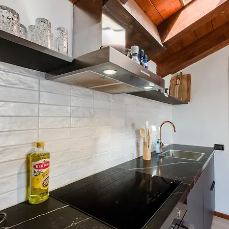 Camelia At The - Acquaseria, San Siro By Lovecomo *